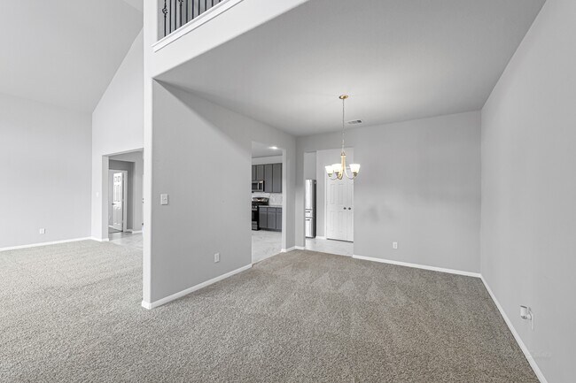 Building Photo - 5462 Grand View Dr