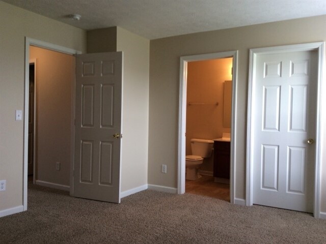 Building Photo - 12434 Deerview Drive
