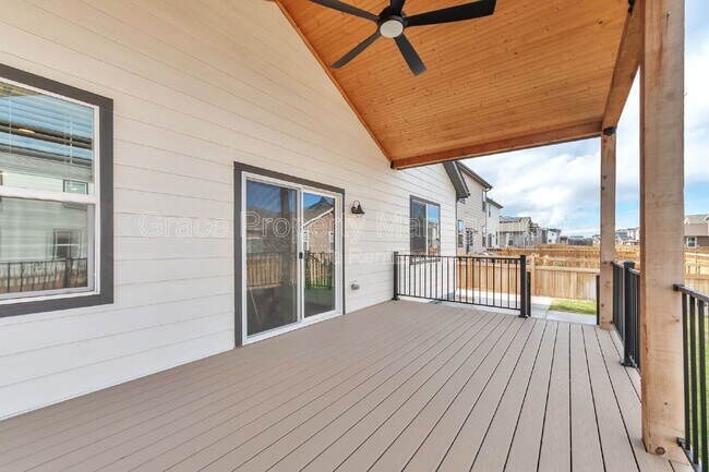 Building Photo - 4751 Ambrose Pl