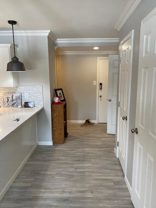 Building Photo - Dillon Valley East Condo-Beautifully Remodeled  3 Bedroom/2 Bath Unit w/Clubhouse, Pool & Hot Tub