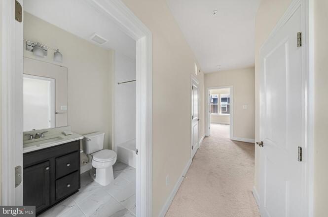 Building Photo - 3525 Carnaby St
