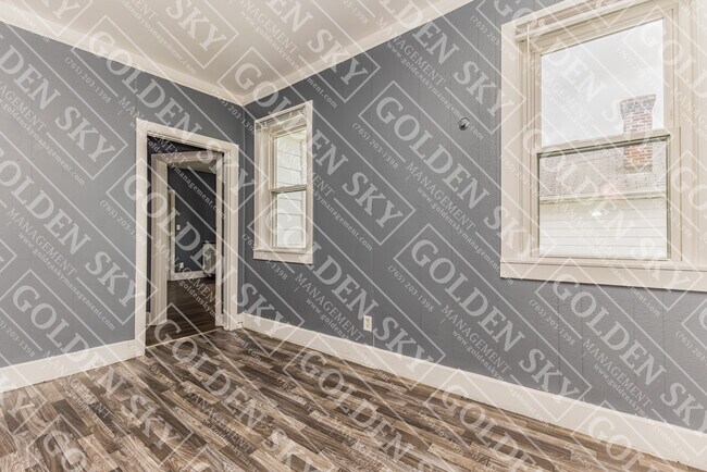 Building Photo - 230 Kinsey St