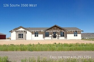 Building Photo - 126 S 3500 W