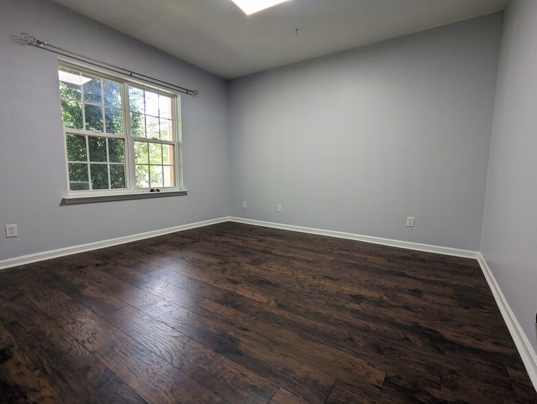 Office/Bedroom1A - 106 Chandler Chase Ct