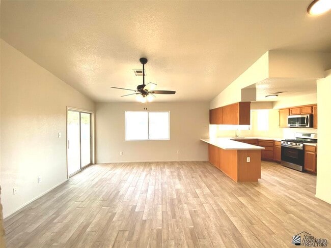 Building Photo - 11384 E 25th Pl