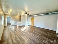 Building Photo - Armour Blvd 2 Bed 2 Bath