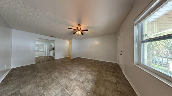 Building Photo - 6420 S Adelia Ave