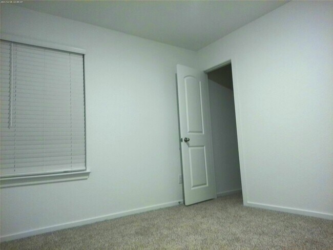 Building Photo - 510 Belle Spgs Ln