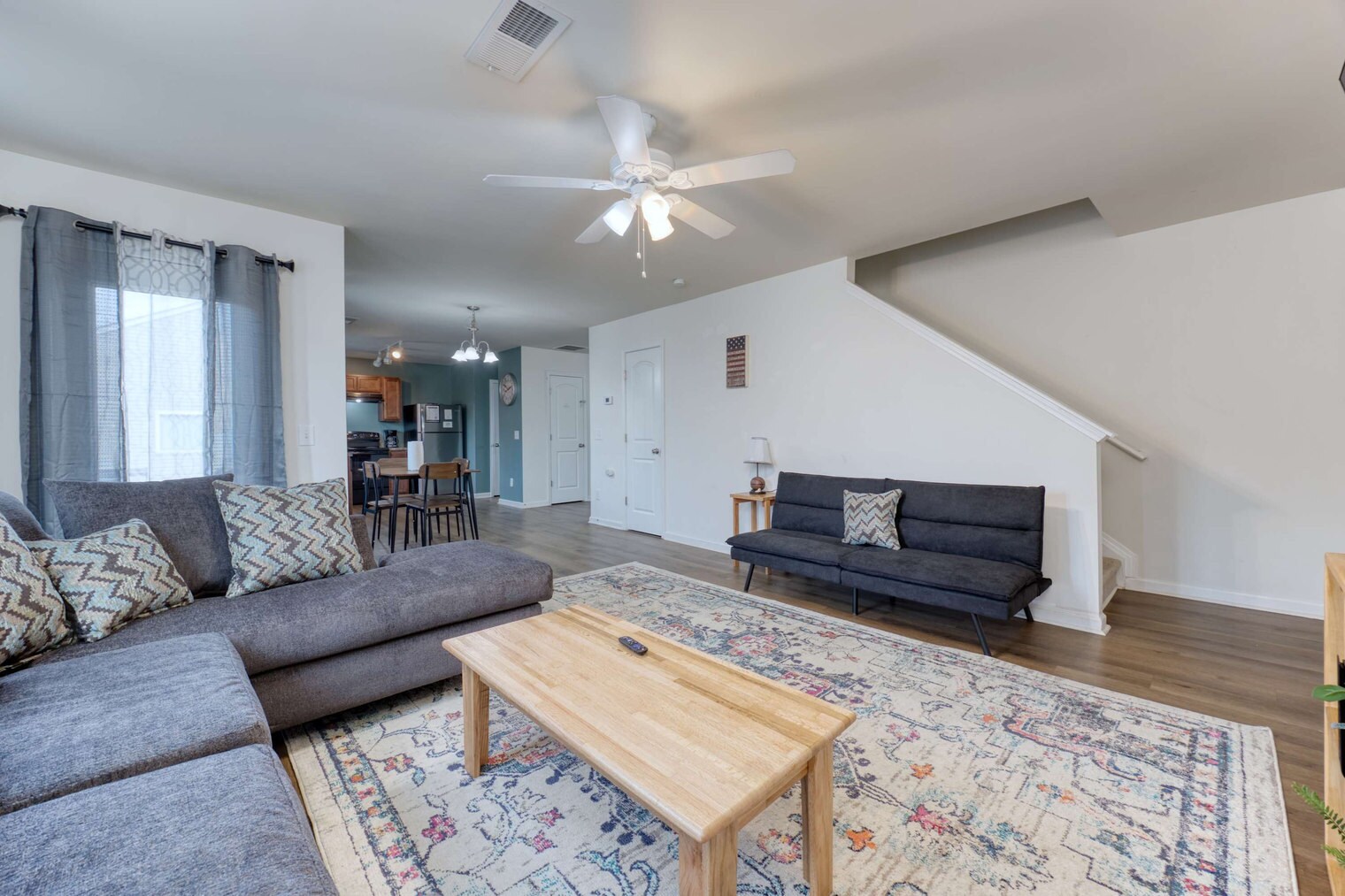 Building Photo - 765 Compass Trl