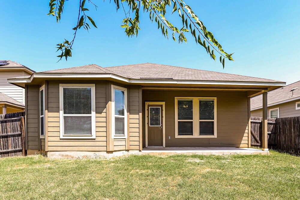 Building Photo - 5934 Ivans Farm