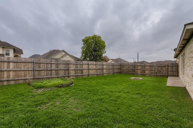 Building Photo - 2858 Southampton Way