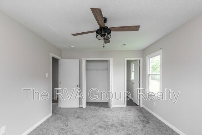 Building Photo - 201 Evergreen Ave