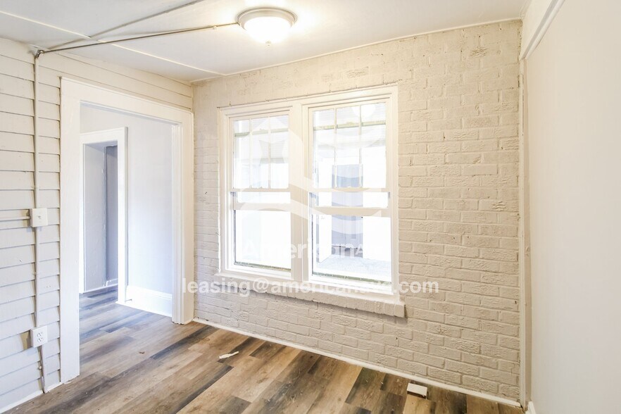 Building Photo - 2795 Cherry Ave