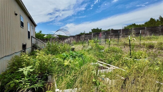 Building Photo - 15003 Chaparral Dr