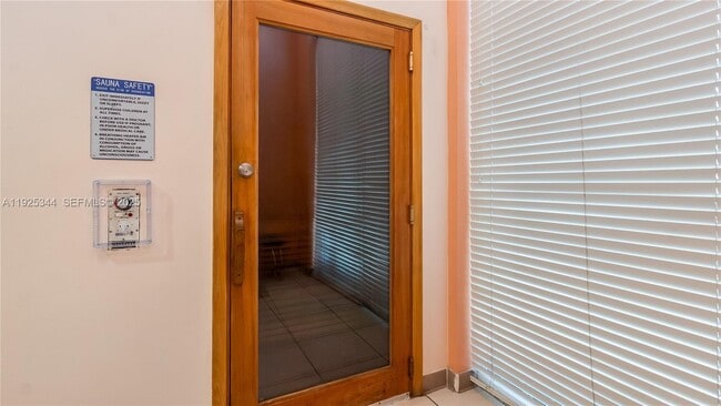 Building Photo - 18800 NE 29th Ave