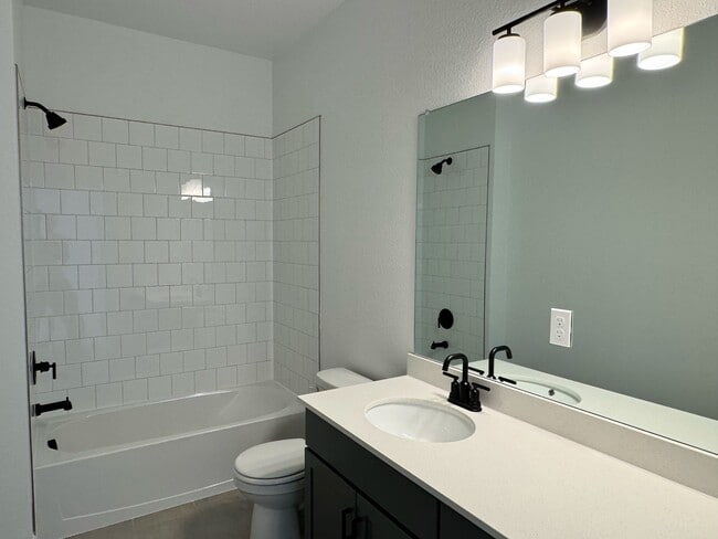 Building Photo - 5963 Sawdust Dr