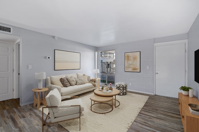 Building Photo - 5570 E Hampton St