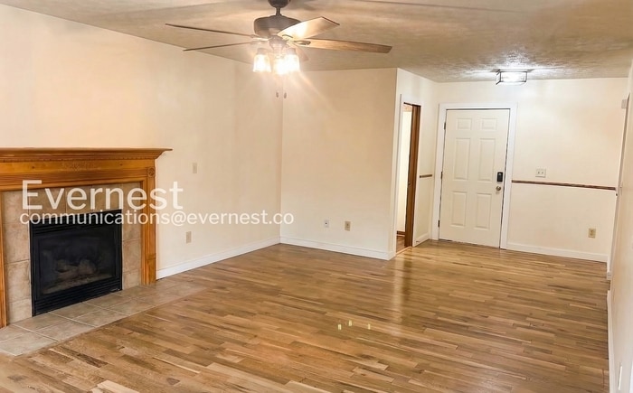 Building Photo - 2566 Edencreek Ln