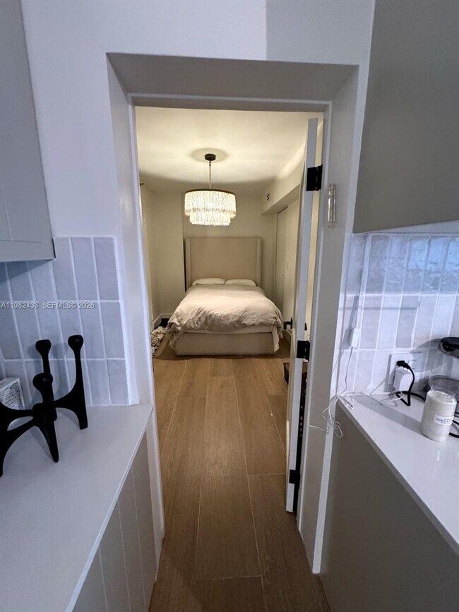 Building Photo - 10185 Collins Ave