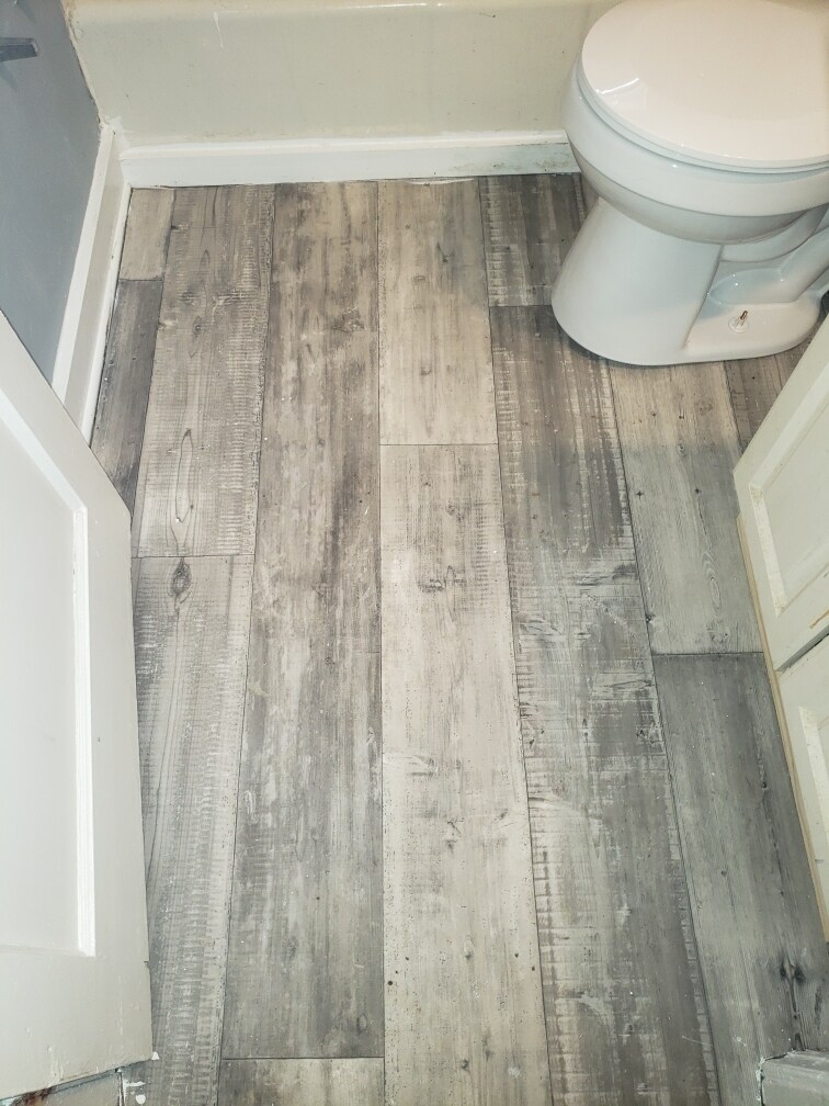 Building Photo - 2204 Sweet Briar Dr