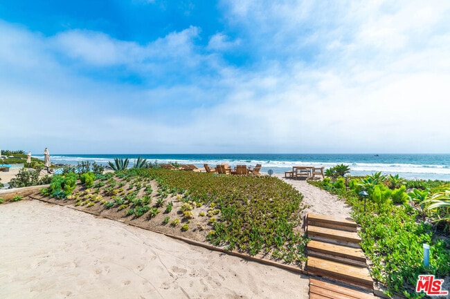 Building Photo - 30962 Broad Beach Rd