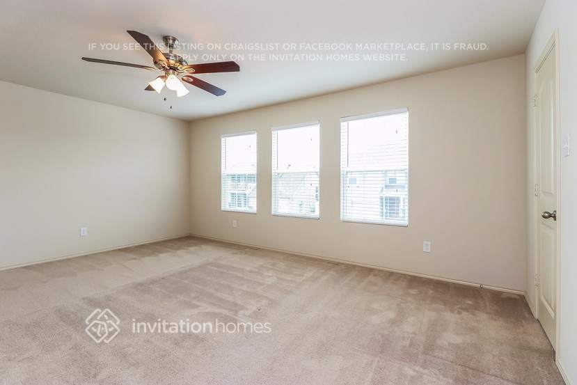 Building Photo - 2300 Bray Village Dr