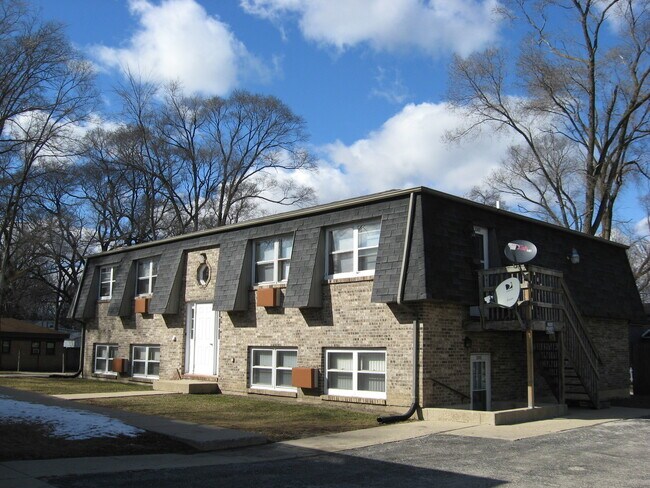Primary Photo - 3303 Colgate Ave