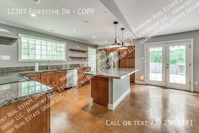 Building Photo - 12207 Forsythe Dr
