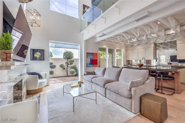 Building Photo - 952 Coatbridge St