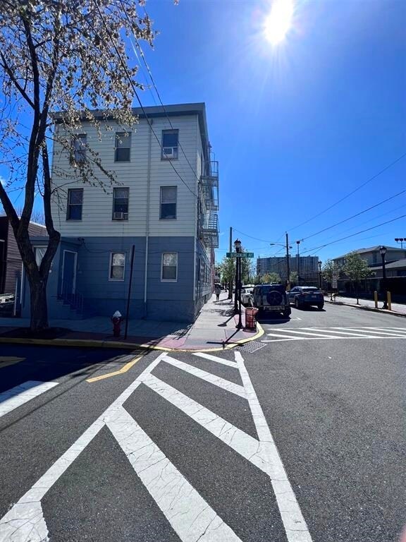 200 Bergenline Ave 200 Bergenline Ave Union City NJ 07087 Apartment