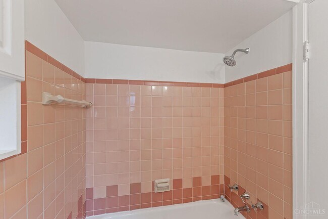 Building Photo - 3148 Werk Rd