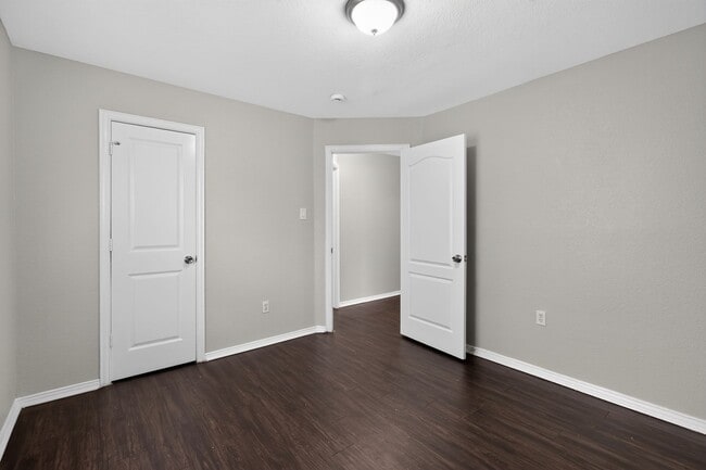Building Photo - 2740 Windswept Ln