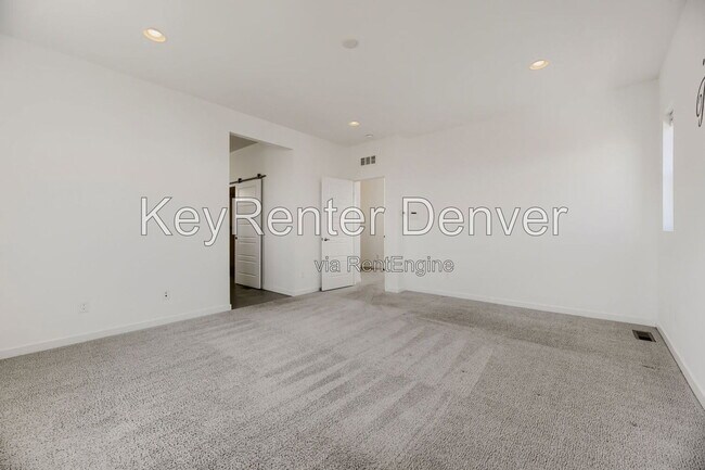 Building Photo - 13967 Night Owl Ln