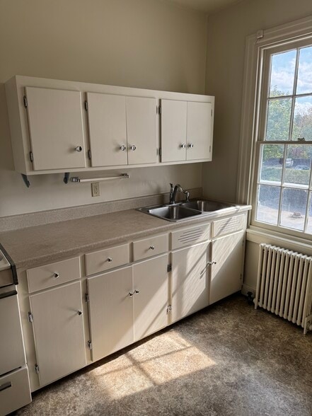 Building Photo - 313 S Hanover St