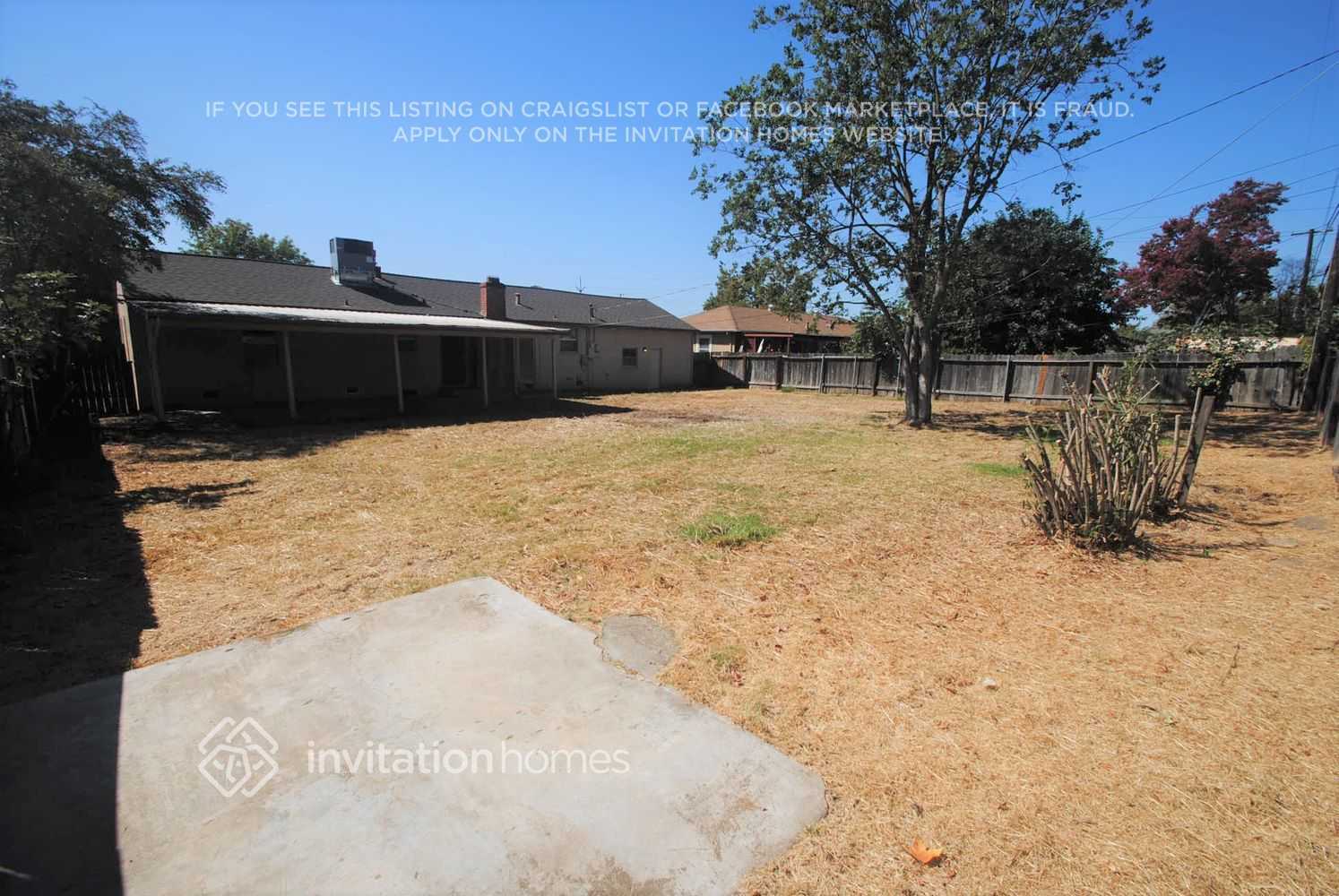 Building Photo - 2223 Juliesse Ave