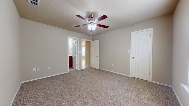 Building Photo - 812 Parkplace Ridge