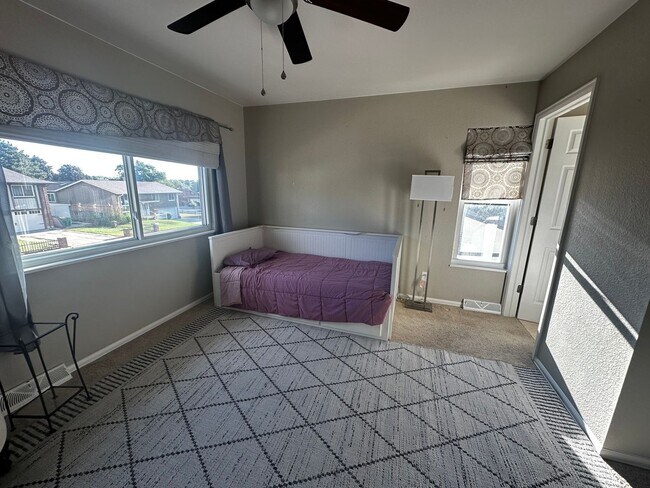 Building Photo - 12828 W Adriatic Ave