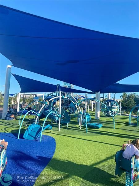 Building Photo - 8201 NW 41st St