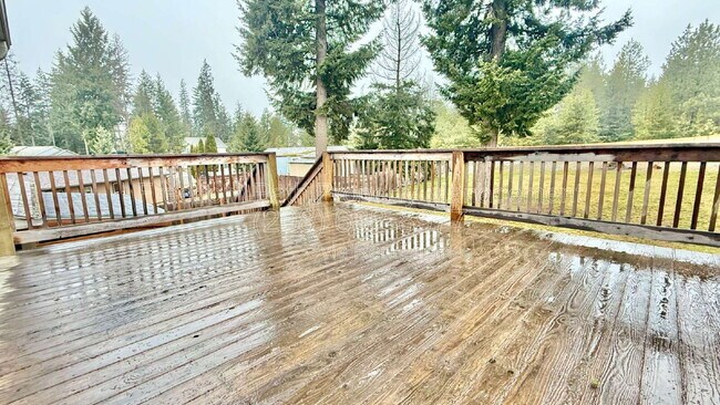 Building Photo - 31719 N Barbara Ave