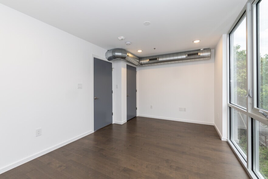 Building Photo - 1520 N Marshall St