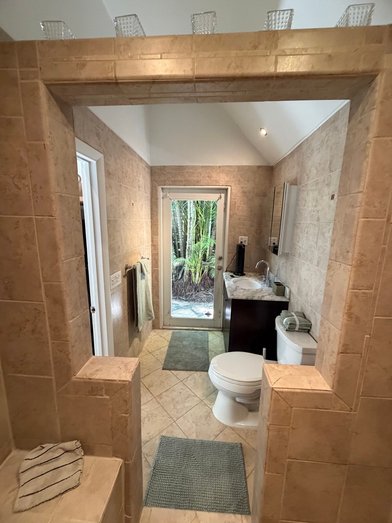 Building Photo - 2539 Swanson Ave