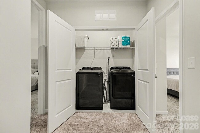 Building Photo - 5128 Somerset Hill Ln