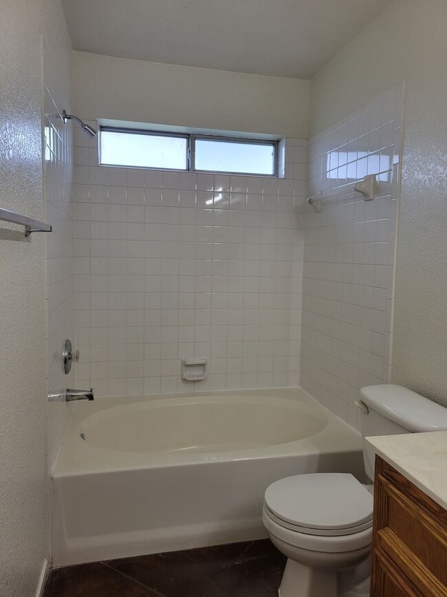 Building Photo - 3503 Dustin Ct