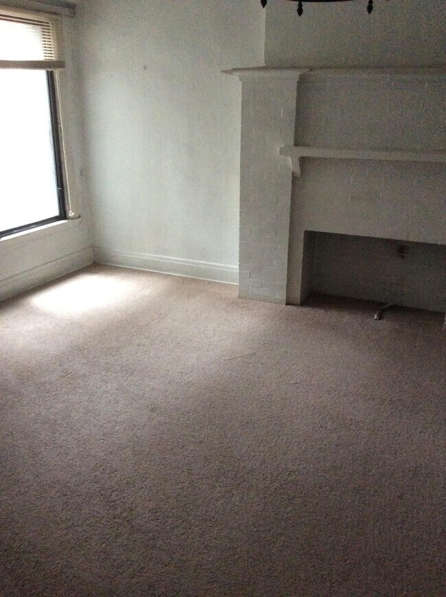 6111 Alder St Apartments 6111 Alder St Pittsburgh PA 15206