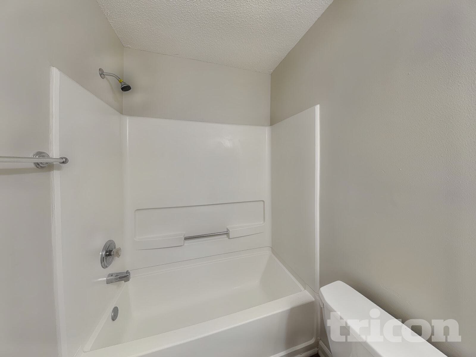 Building Photo - 5484 Sierra Tr