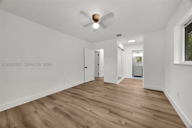 Building Photo - 6331 SW 62nd Terrace