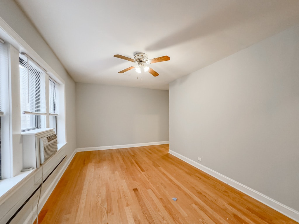 Building Photo - 3733 N Pine Grove Ave