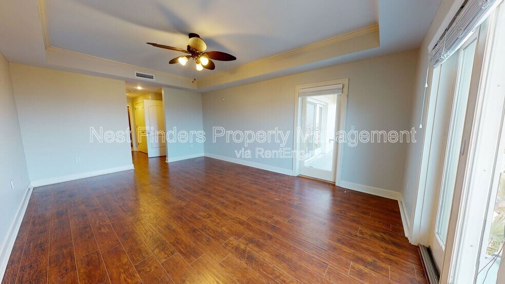 Building Photo - 525 3rd St N