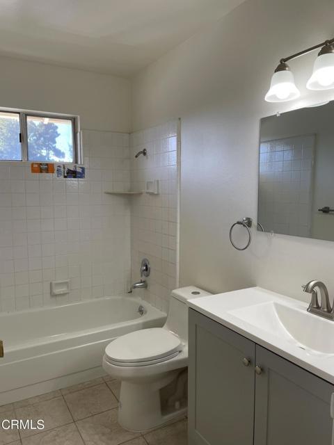 Building Photo - 9401 Petit Ct