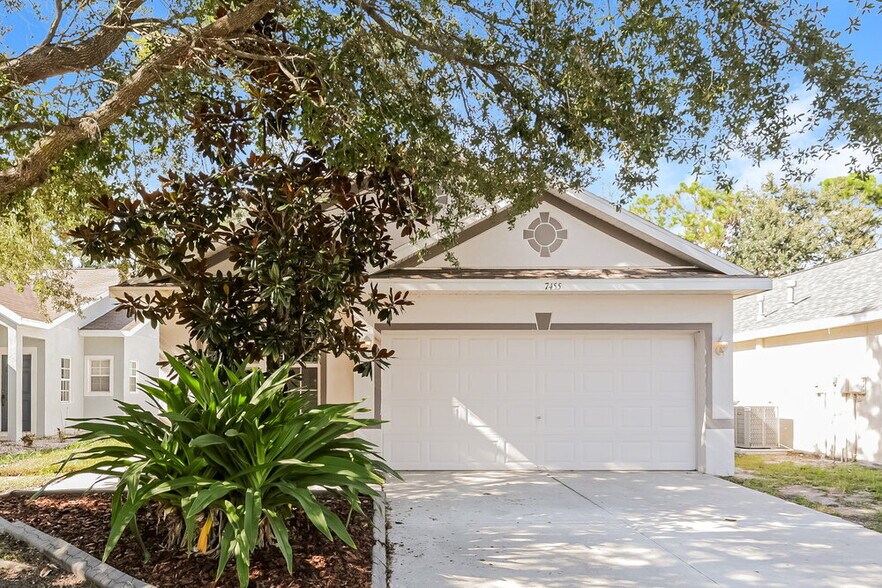 Primary Photo - 7455 Oxford Garden Cir